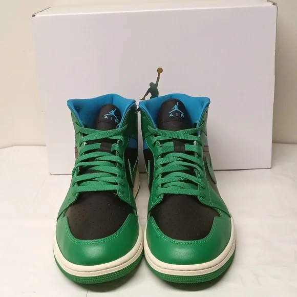 Wmns Air Jordan 1 mid